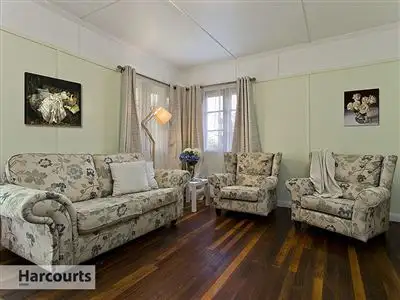 24 Gralton Street, Keperra QLD 4054