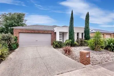 7 Megan Street, Miners Rest VIC 3352