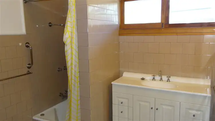 Fifth view of Homely house listing, 7 Kelly St, Kaniva VIC 3419