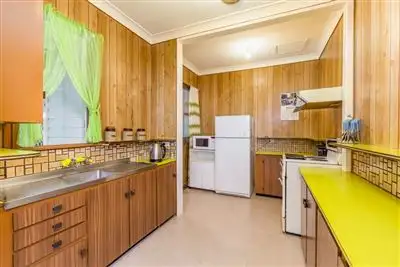 Sixth view of Homely house listing, 15 Agnes Avenue, Crestwood NSW 2620
