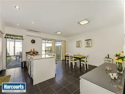 13 Wyperfeld Street, Yanchep WA 6035