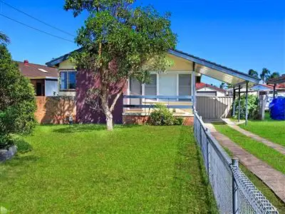 Main view of Homely house listing, 33 Eleebana Crescent, Koonawarra NSW 2530