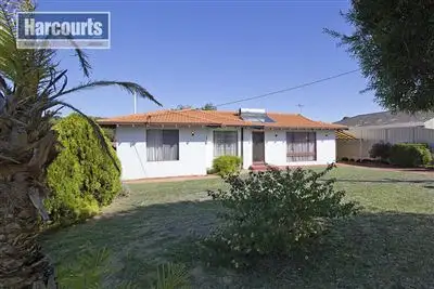 Fifth view of Homely house listing, 4 Greenhill Court, Kallaroo WA 6025