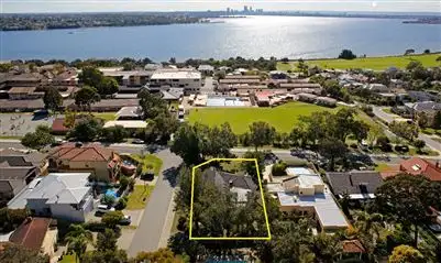 12 Cawston Road, Attadale WA 6156