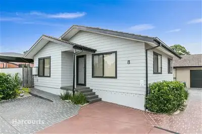 1/8 Carrington Street, Barrack Heights NSW 2528
