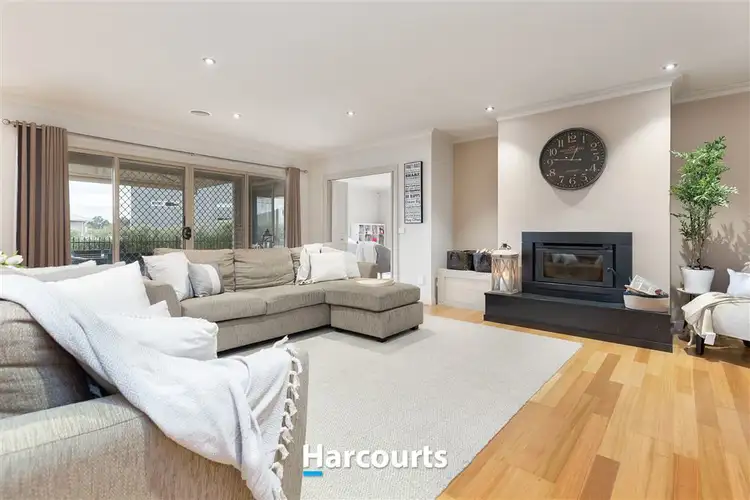 Fourth view of Homely house listing, 3 McNair Court, Berwick VIC 3806