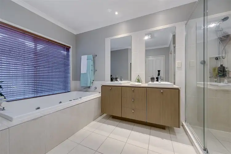 Fourth view of Homely house listing, 7 Viewgrand Rise, Lysterfield VIC 3156