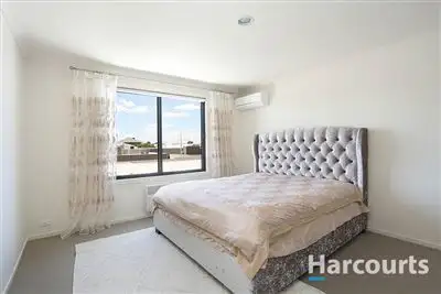 Fifth view of Homely house listing, 34 Grenville Walk, Lalor VIC 3075