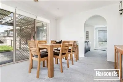 Fifth view of Homely house listing, 7 Raneen Place, Berwick VIC 3806