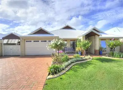 15 Carnarvon Way, Erskine WA 6210