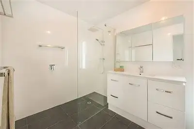 Fifth view of Homely unit listing, 2/13 True Avenue, Carrum VIC 3197