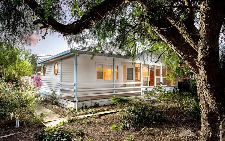 131 Hindmarsh Road, Victor Harbor SA 5211