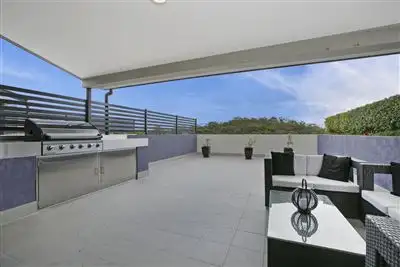 Main view of Homely unit listing, 9/93 Waminda Street, Morningside QLD 4170