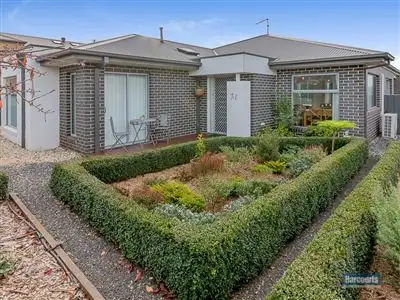 21 Jackson Drive, Drouin VIC 3818