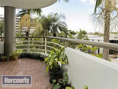 Main view of Homely unit listing, 11/32 Fortescue Street, Spring Hill QLD 4000