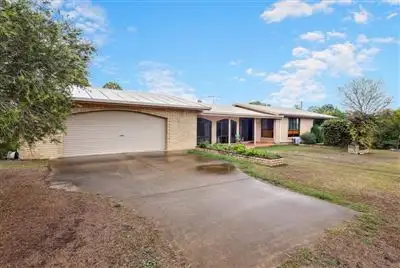 8 Timothy Court, Southside QLD