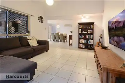 Fifth view of Homely house listing, 4 Chantilly Court, Albany Creek QLD 4035