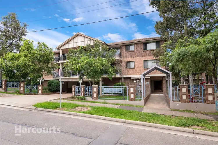 1/2-6 Goodall Street, Pendle Hill NSW 2145