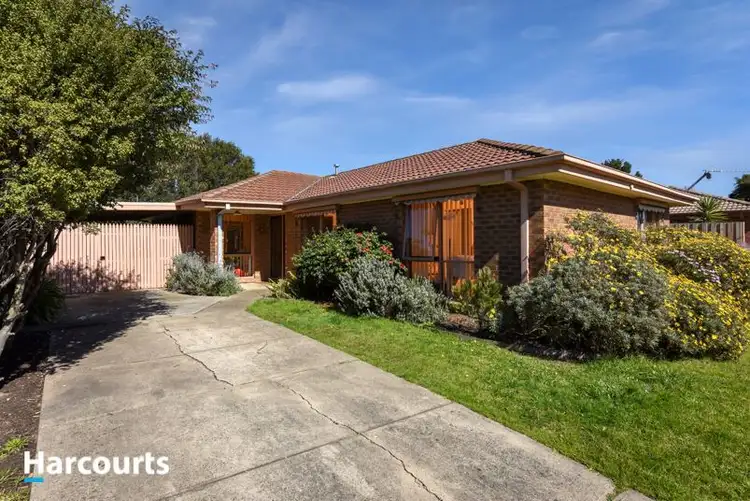 16 Elandra Way, Cranbourne West VIC 3977