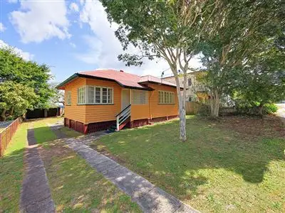 5 Macklin Street, Holland Park QLD 4121