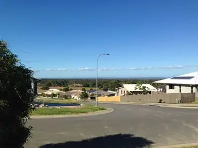 30 Sandy View Drive, Nikenbah QLD 4655