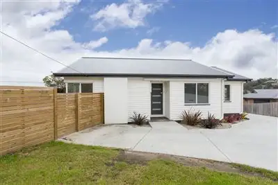 1/2 La Perouse Street, Warrane TAS 7018