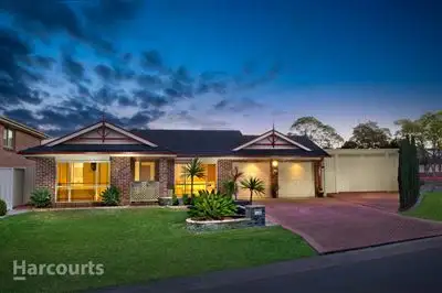 1 Solander Avenue, West Hoxton NSW 2171