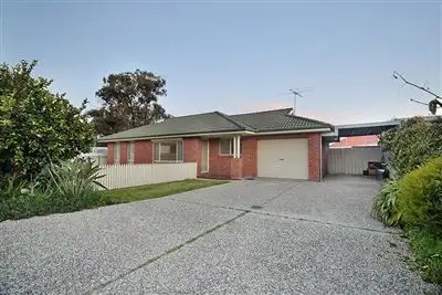 Second view of Homely townhouse listing, 2/241 Wantigong Street, North Albury NSW 2640