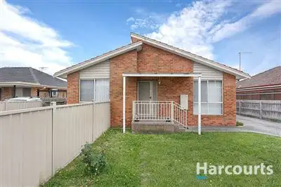 Main view of Homely unit listing, 1/26 Highlands Road, Thomastown VIC 3074