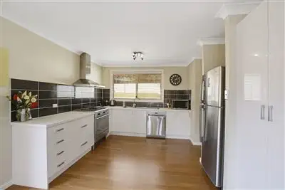 Fifth view of Homely house listing, 10 Meredith Crescent, St Helens Park NSW 2560