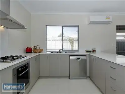 Fifth view of Homely house listing, 5b princeton circuit, Aubin Grove WA