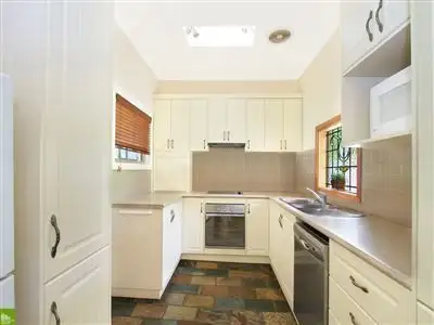 Fourth view of Homely house listing, 33 Bristol Parade, Farmborough Heights NSW 2526