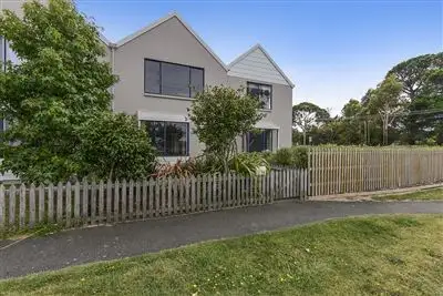 2/28 Alexandra Esplanade, Bellerive TAS 7018