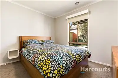 Fifth view of Homely house listing, 21 Benjamin Close, Bundoora VIC 3083