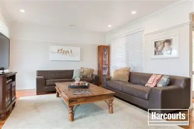 Second view of Homely house listing, 5 Greenlaw Crescent, Berwick VIC 3806