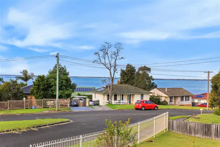 Sixth view of Homely house listing, 24 Inglebar Crescent, Koonawarra NSW 2530