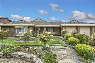 6 Valley View Drive, Mclaren Vale SA 5171