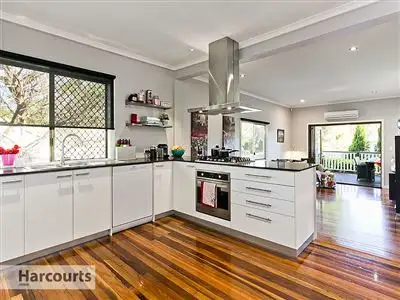 15 Gralton Street, Keperra QLD 4054