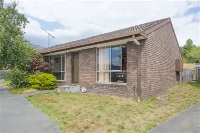 2/7 Farnham Court, Glenorchy TAS 7010