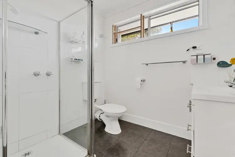 Sixth view of Homely unit listing, 1/10 Stapley Crescent, Chadstone VIC 3148