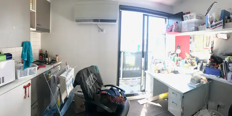 Fifth view of Homely apartment listing, 704 591, Melbourne VIC 3000