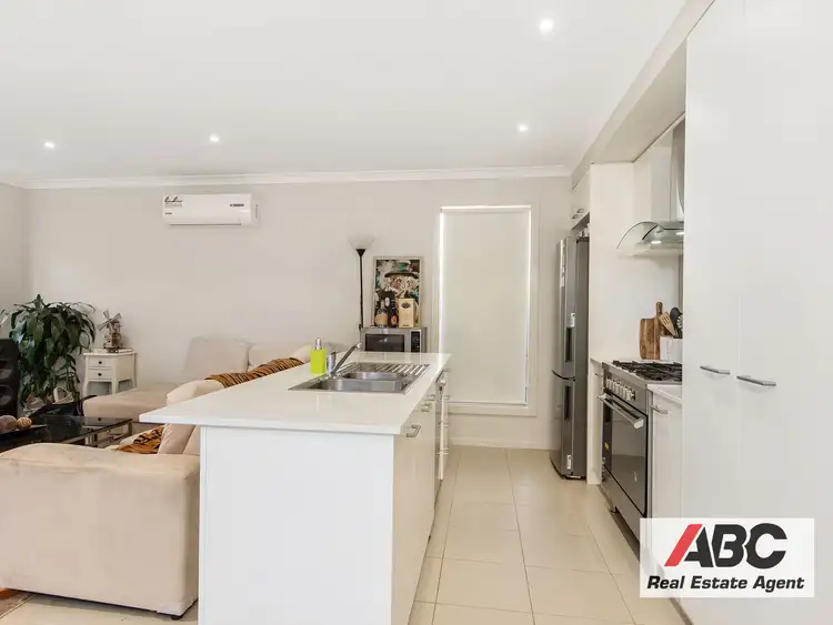 Third view of Homely house listing, 6 NUTMEG PARADE, Manor Lakes VIC 3024