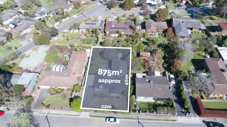 Main view of Homely house listing, 5 Queens Court, Berwick VIC 3806