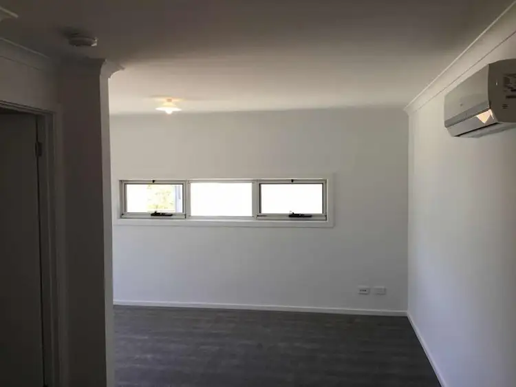 Seventh view of Homely townhouse listing, 6 Pebblebeach Path, Cranbourne VIC 3977