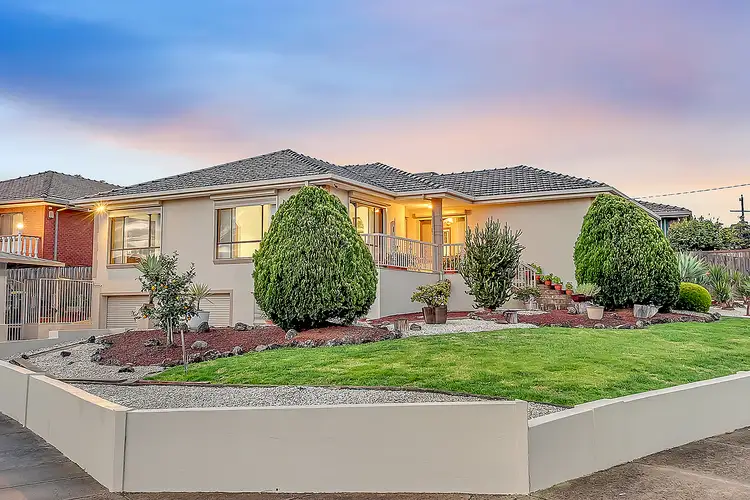 8 Janet Cres, Bundoora VIC 3083