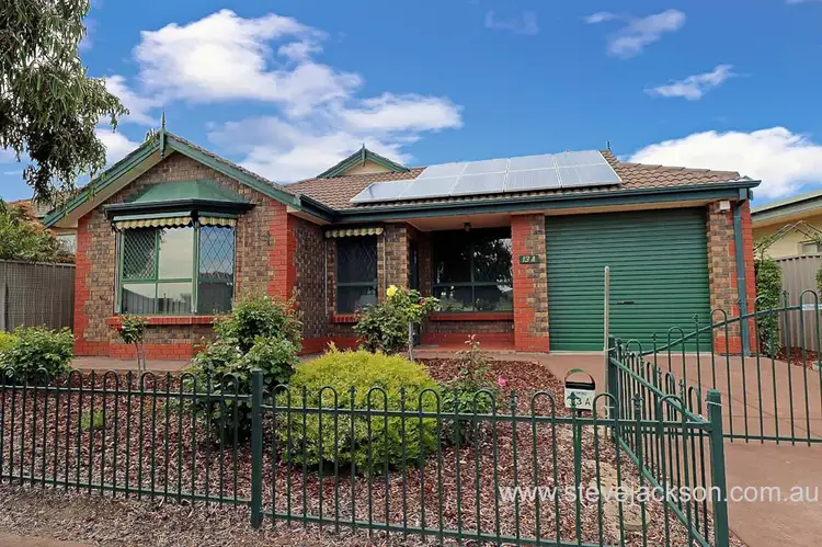 13A Barnett Terrace