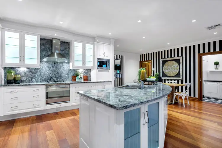 Fifth view of Homely house listing, 5 Craigburn Drive, Flagstaff Hill SA 5159