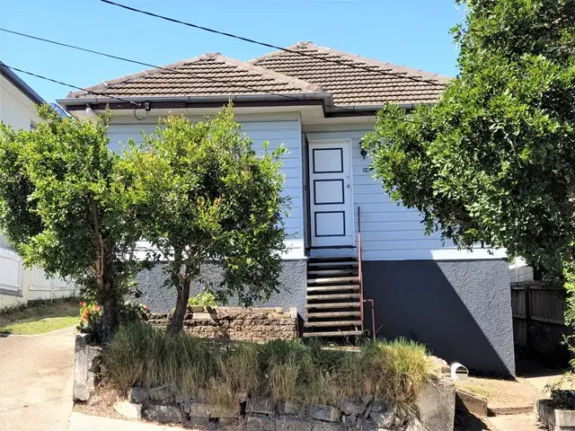 34 Craig Street