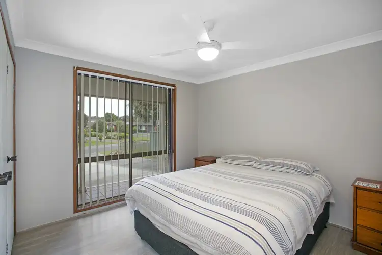 Fifth view of Homely house listing, 4 Hawkesbury Close, Bateau Bay NSW 2261