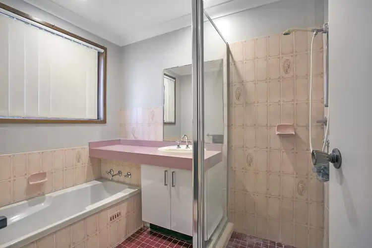 Sixth view of Homely house listing, 4 Hawkesbury Close, Bateau Bay NSW 2261